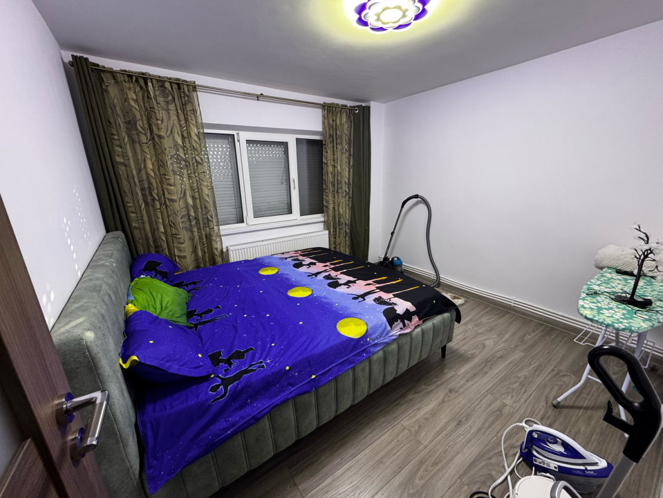 Apartament 2 camere, decomandat, 54mp, cartier Cornitoiu, Unitatea Militara