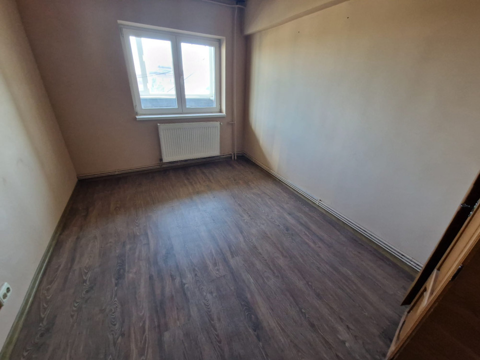 Apartament 4 camere, 100.19mp, Craiovita Noua, zona Bulevardul Dacia