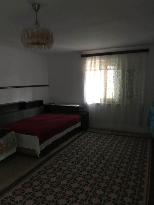 CASA 3 CAMERE CU TEREN DE 600 MP IN GURA RAULUI 