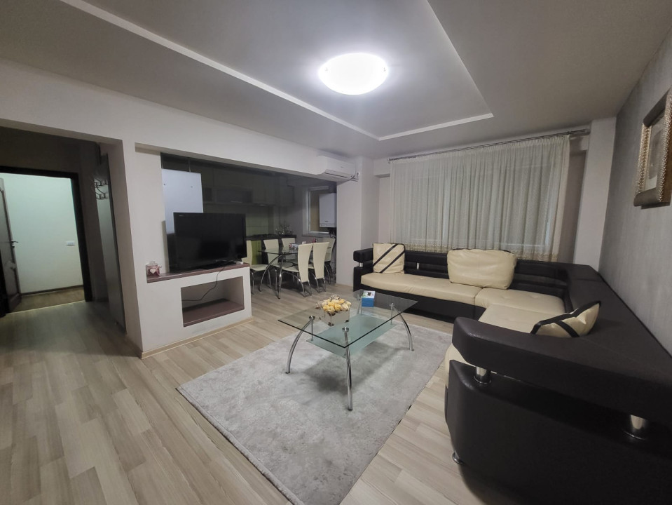 Apartament 3 camere, open space, 74 mp, Calea Severinului, zona Dedeman.