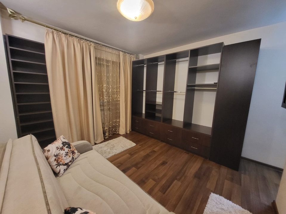 Apartament 3 camere, open space, 74 mp, Calea Severinului, zona Dedeman.