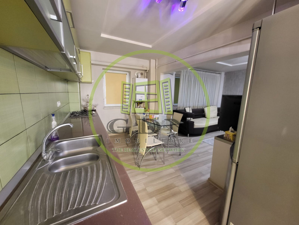 Apartament 3 camere, open space, 74 mp, Calea Severinului, zona Dedeman.