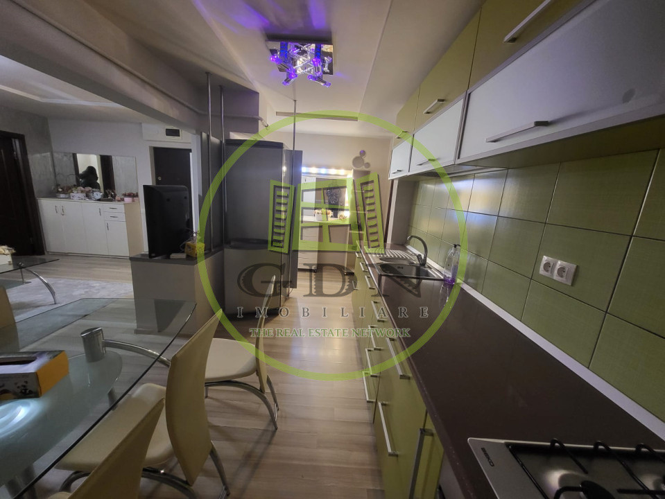 Apartament 3 camere, open space, 74 mp, Calea Severinului, zona Dedeman.