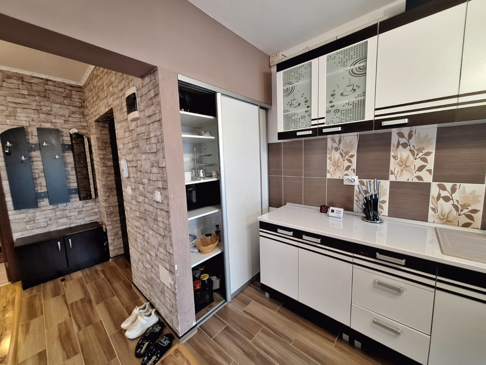 Ocazie! Apart 3 cam, modern, parcare inclusă, Apahida, 100000 Eur