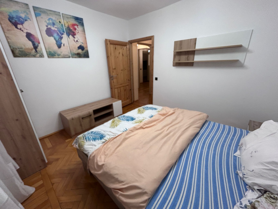 Apartament 3 camere decomandat, prima inchiriere, Craiovița,  Mall Promenada 