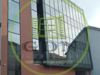 Cladire spatiu comercial si birouri,  209.8 mp utili, parcare in subteran