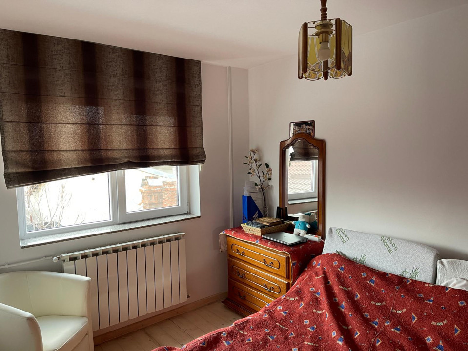 Vilă D+P+E+M utilată și mobilată în zonă semicentrală cu 6 camere și 191mp utili