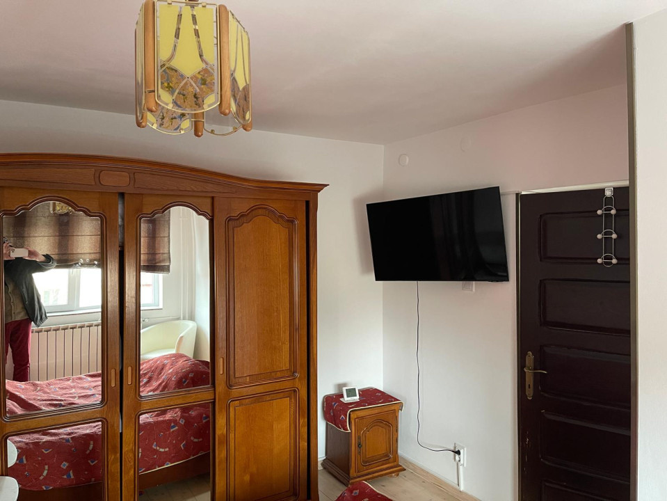 Vilă D+P+E+M utilată și mobilată în zonă semicentrală cu 6 camere și 191mp utili