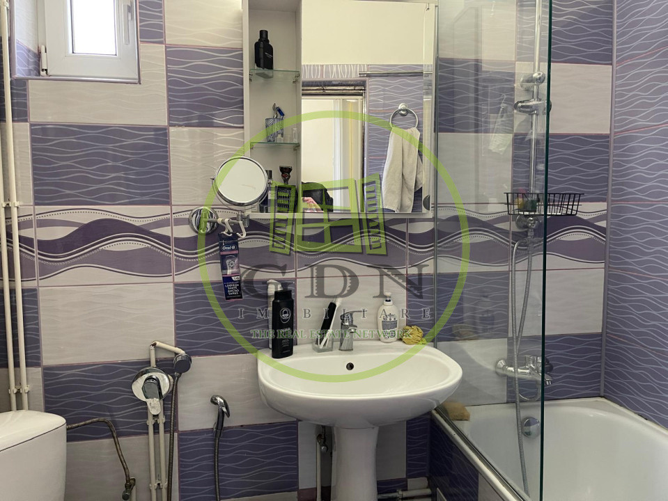 Vilă D+P+E+M utilată și mobilată în zonă semicentrală cu 6 camere și 191mp utili