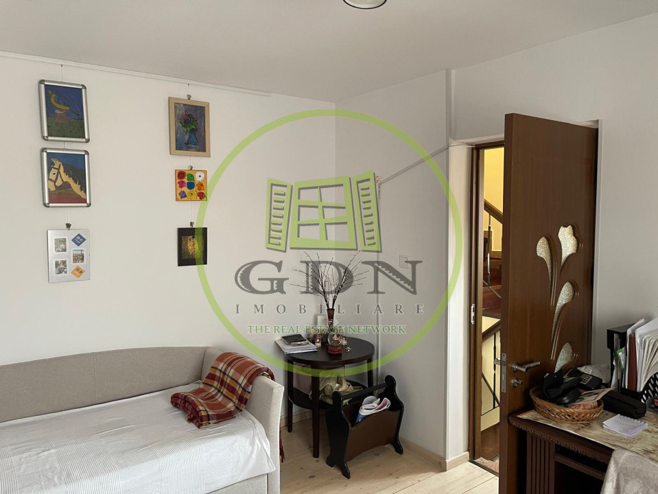 Vilă D+P+E+M utilată și mobilată în zonă semicentrală cu 6 camere și 191mp utili