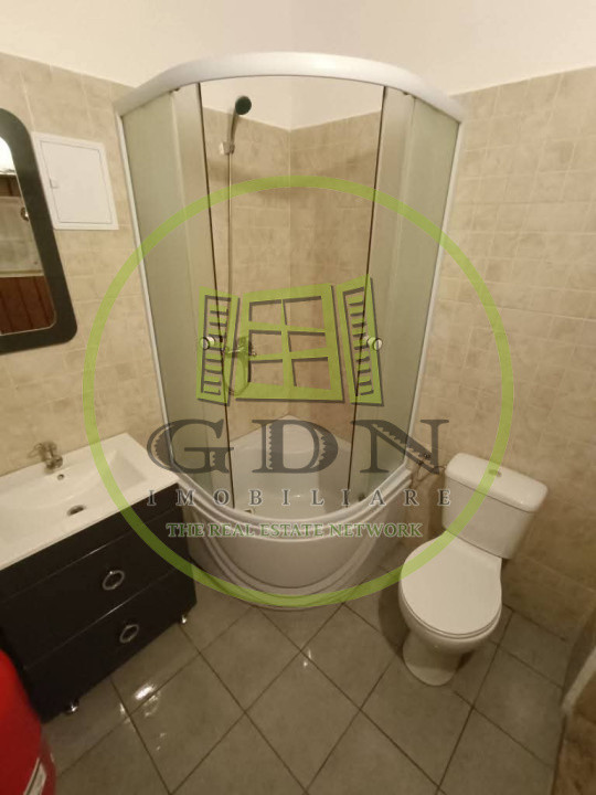 Casa 3 camere , suprafata 80mp ,spre inchriere in Sacel.