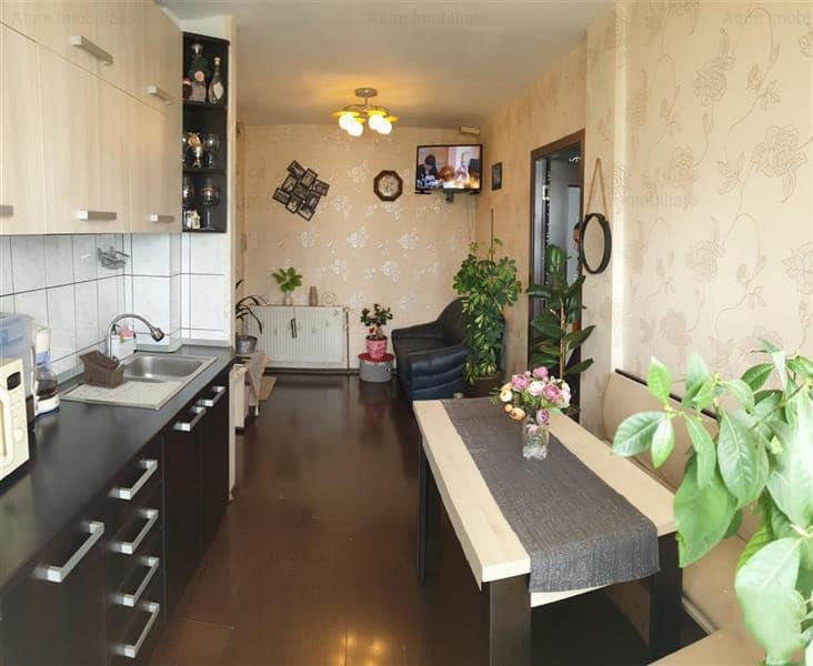 Apartament de vânzare – 2 camere | 50 mp | Intrarea Siretului  