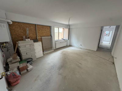 Apartament 3 camere, open-space, 60mp+29mp terasa, Centru, zona Stefan cel Mare