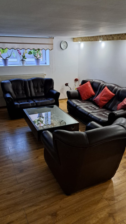 CASA 4 CAMERE 90MP UTILI SI TEREN 100MP SPRE VANZARE LAZARET