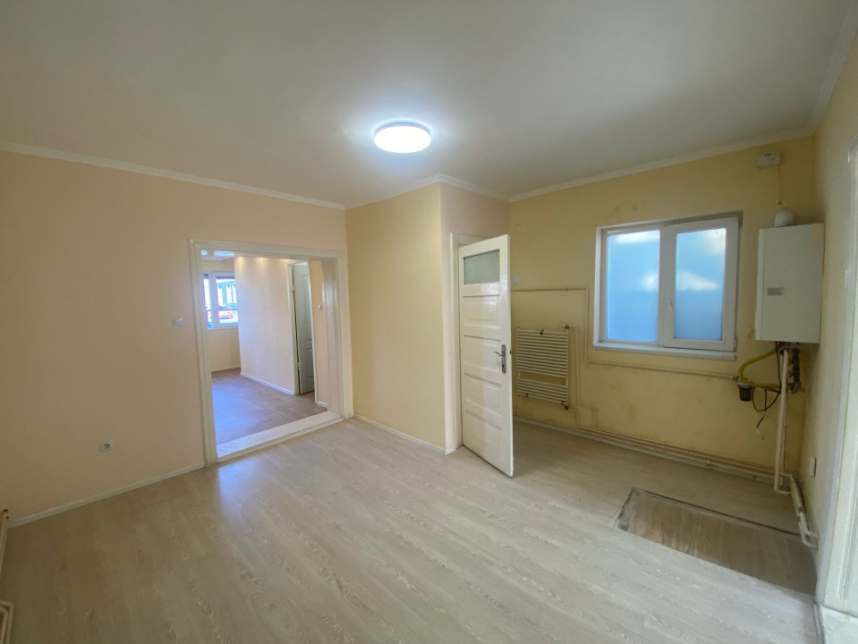 Casa în zona Calea Aradului, 2 camere, 60 mp utili, potrivit pt birouri