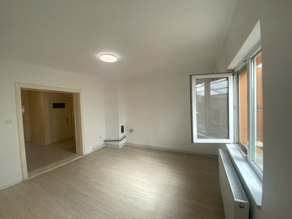 Casa în zona Calea Aradului, 2 camere, 60 mp utili, potrivit pt birouri