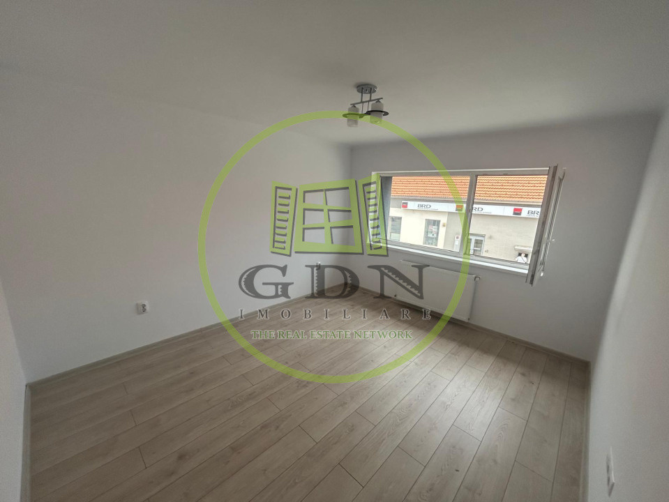 APARTAMENT 2 CAMERE  38,5MP UTILI ,SPRE VANZARE IN CISNADIE