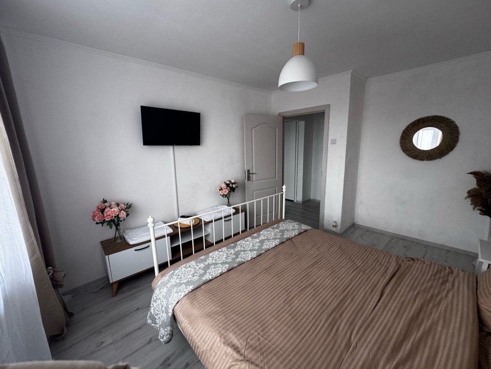 Apartament 3 camere, decomandat, 73,29mp, Centru , zona Ramada. 