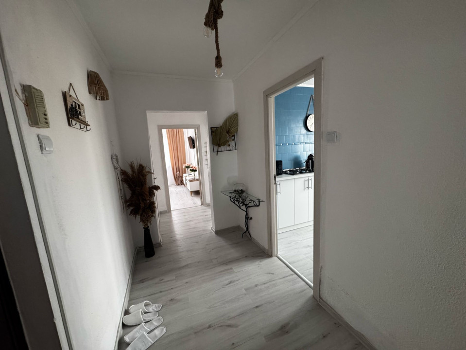 Apartament 3 camere, decomandat, 73,29mp, Centru , zona Ramada. 