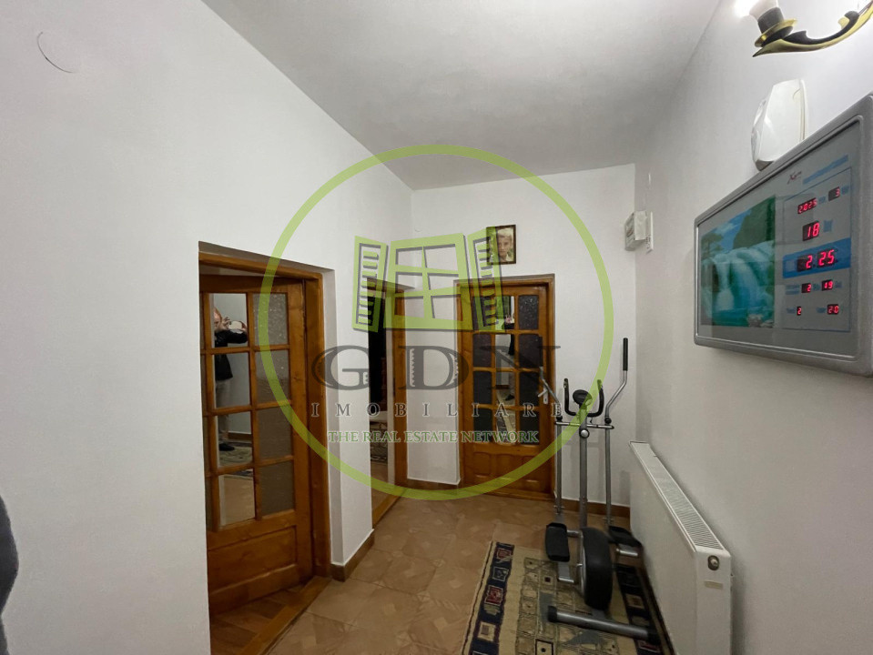 Casă P+1 cu spațiu comercial inclus și teren de 312mp în zona Brestei 