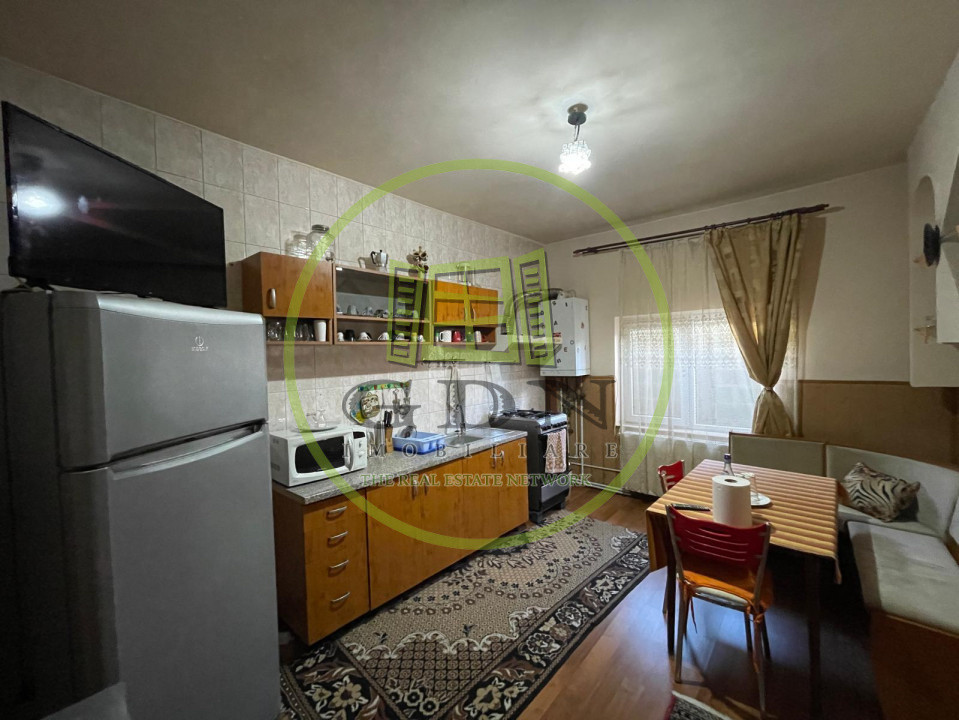 Casă P+1 cu spațiu comercial inclus și teren de 312mp în zona Brestei 