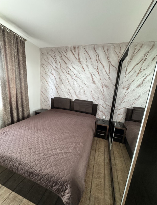 Apartament modern de închiriat – 60mp utili-3 camere, curte, – Calea Cisnădiei, 