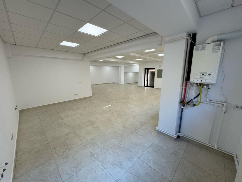 Spatiu comercial, demisol, 139.9mp, open-space, cartier Centru