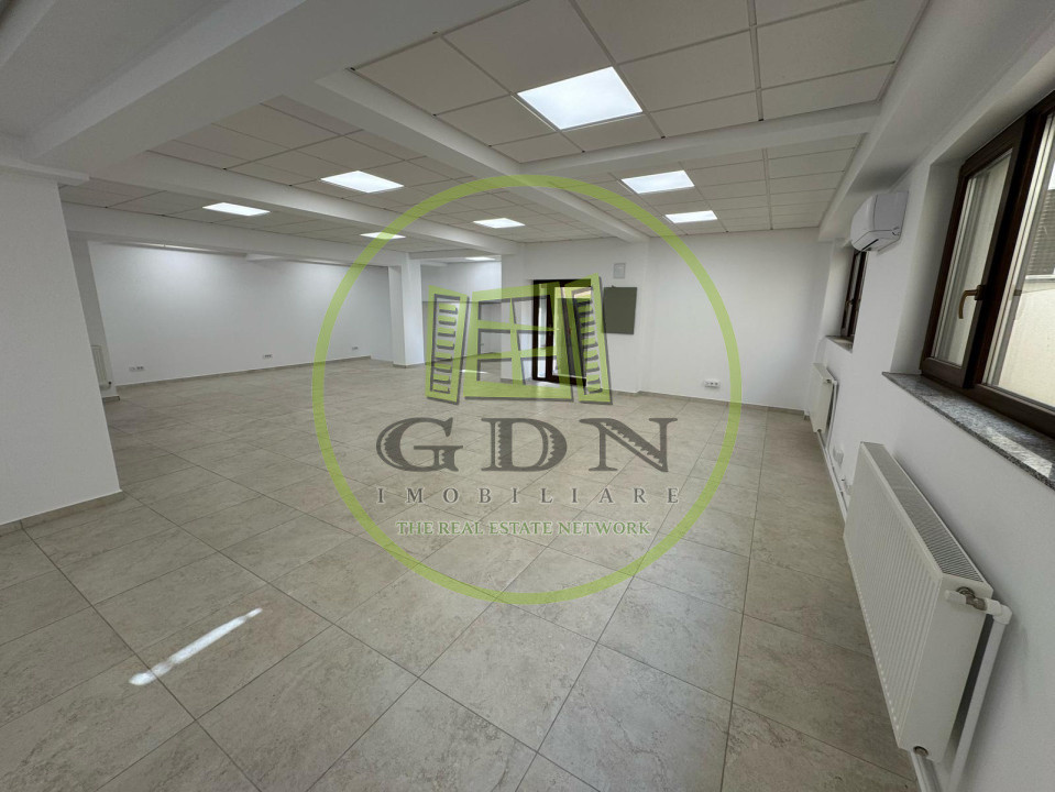 Spatiu comercial, demisol, 139.9mp, open-space, cartier Centru