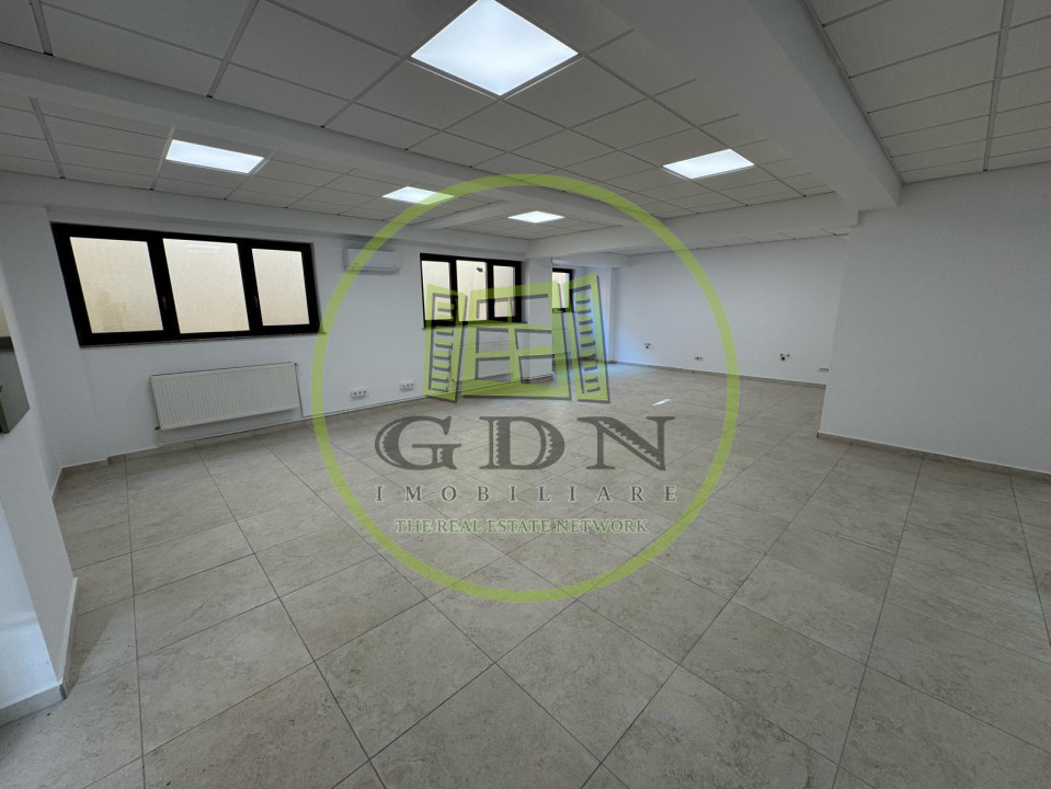 Spatiu comercial, demisol, 139.9mp, open-space, cartier Centru
