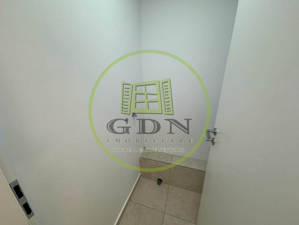 Spatiu comercial, demisol, 139.9mp, open-space, cartier Centru