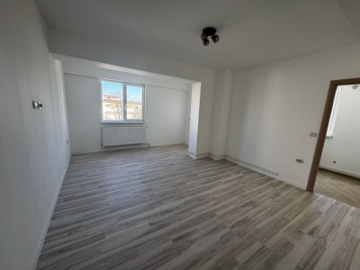 Garsoniera, 37,7mp, Cartier Cornitoiu, Zona Constantin Brancoveanu
