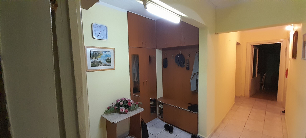 Apartament cu 3 camere, decomandat, suprafață utilă 68 mp, Ioșia-Nord