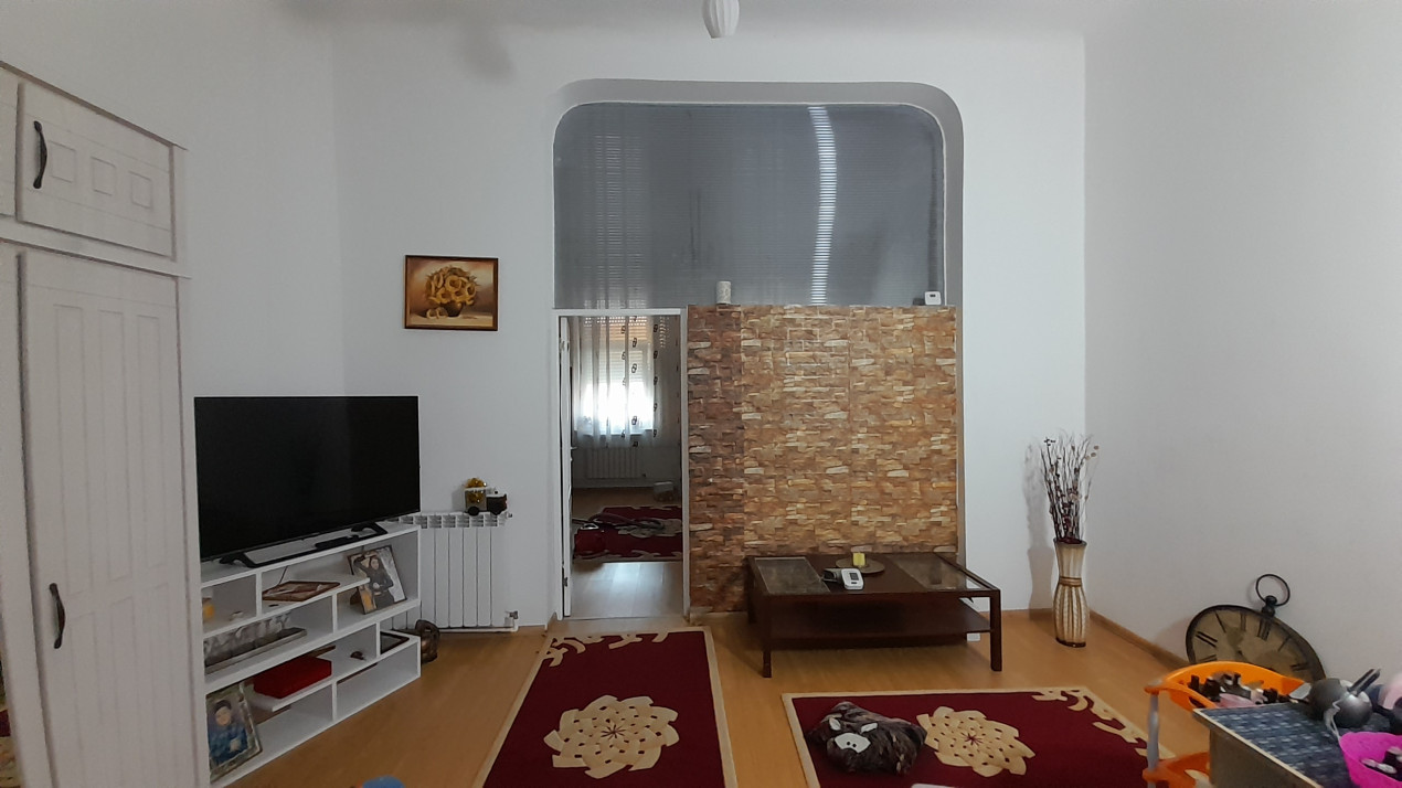 Apartament cu 2 camere, semidecomandat, suprafață utilă 66 mp, Ultracentral