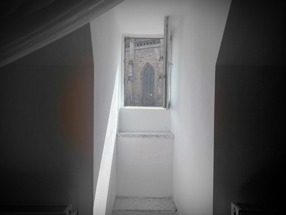 De vanzare apartament 3 camere in Centrul Vechi