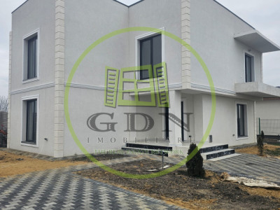 Casă P+1 cu teren de 412mp în zona Selgros de închiriat