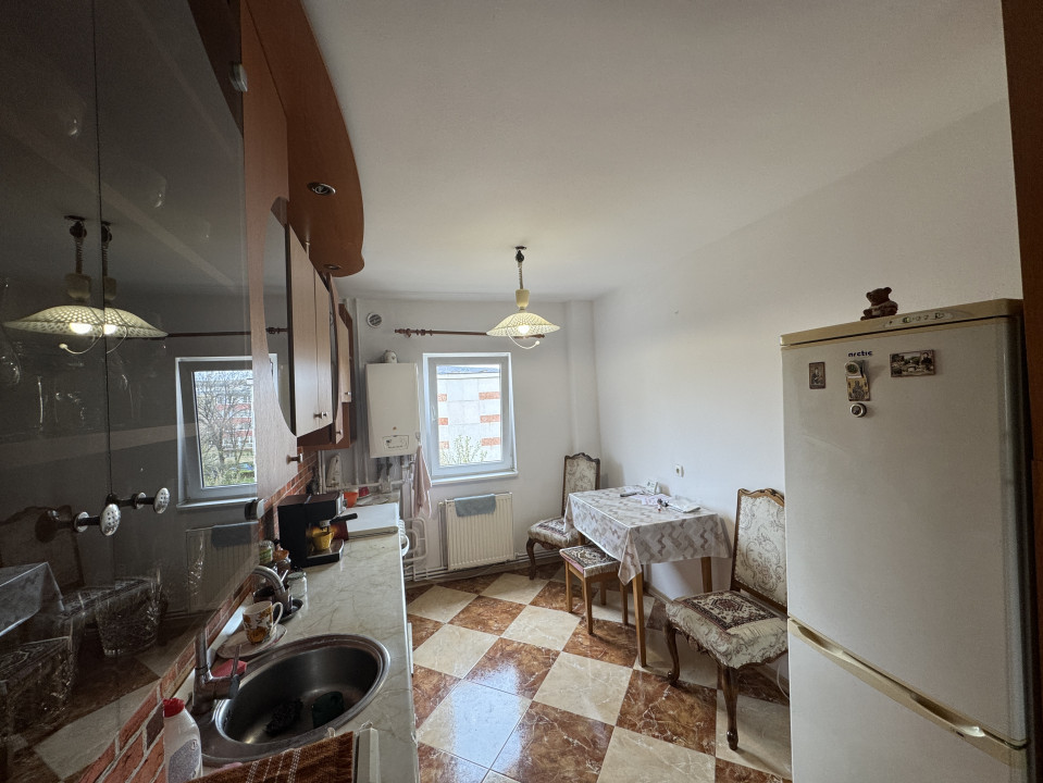 Închiriere apart. cu 3 camere, mobilat și utilat, 550 Eur, Mănăștur