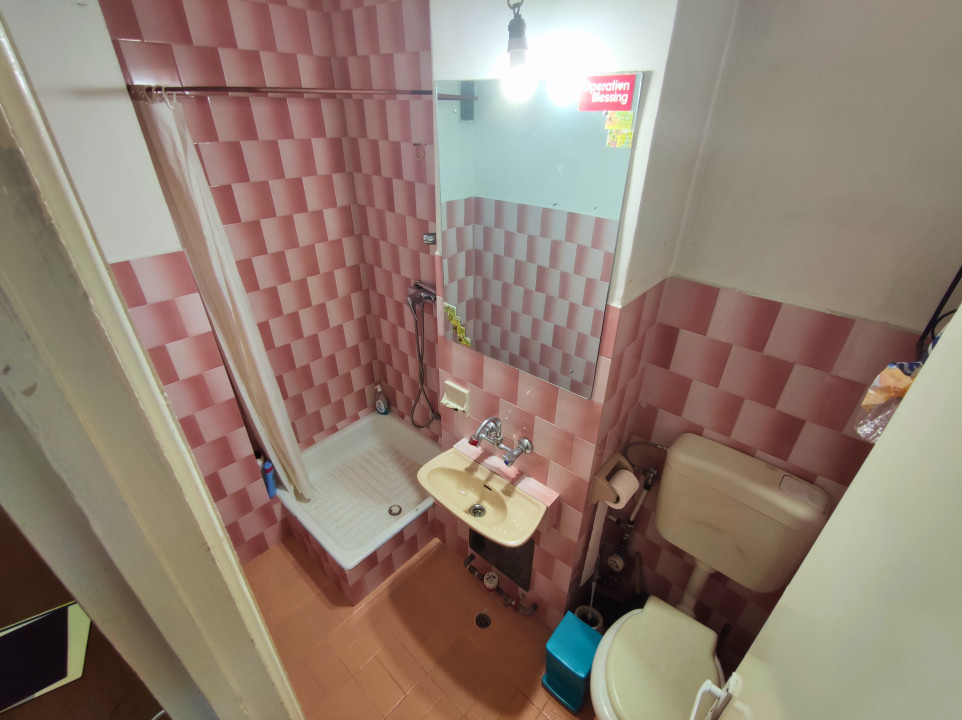 Apartament cu 4 camere, decomandat, suprafață utilă 79 mp, Rogerius
