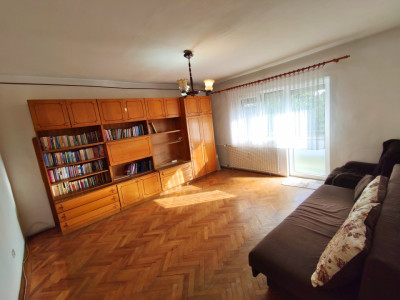 Apartament cu 4 camere, decomandat, suprafață utilă 79 mp, Rogerius