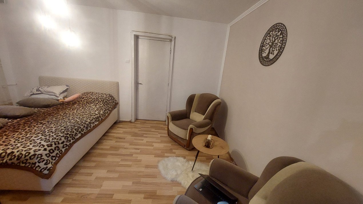 Apartament 2 camere semidecomandat, parter, Calea București zona Spitalul Neuro.