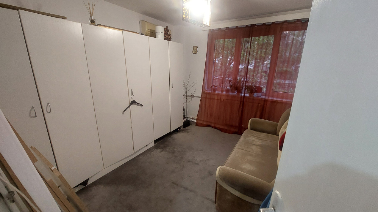 Apartament 2 camere semidecomandat, parter, Calea București zona Spitalul Neuro.