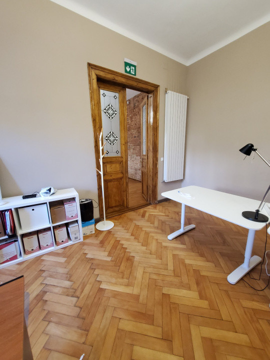 Inchiriere birou ultracentral 66 mp. 750 EUR