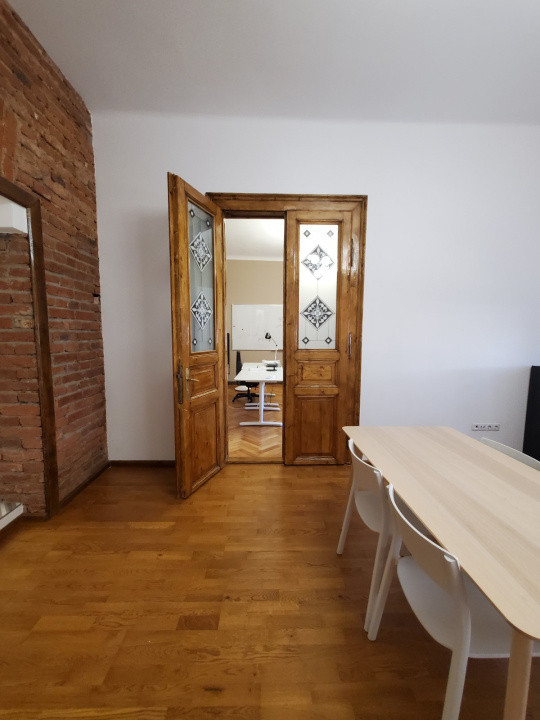 Inchiriere birou ultracentral 66 mp. 750 EUR