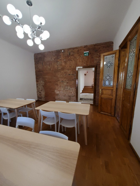 Inchiriere birou ultracentral 66 mp. 750 EUR