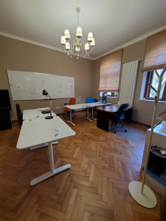 Inchiriere birou ultracentral 66 mp. 750 EUR