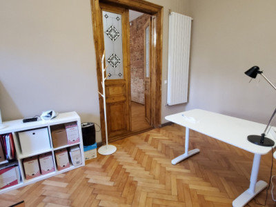 Inchiriere birou ultracentral 66 mp. 750 EUR