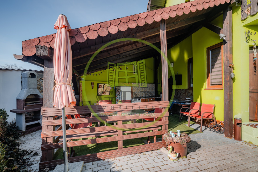 Casa individuala, | 7 camere |, Poplaca, judetul Sibiu