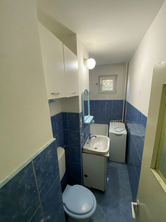 Apart. 2 camere, semi-decomandate, tip X, etaj 1, zona Aleea Călinului