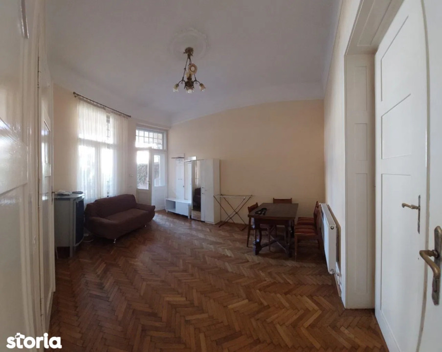 Casă 3 camere, utilă, mobilată, zona Universității