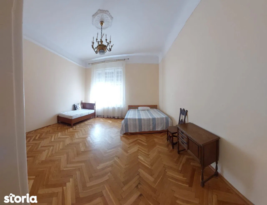 Casă 3 camere, utilă, mobilată, zona Universității