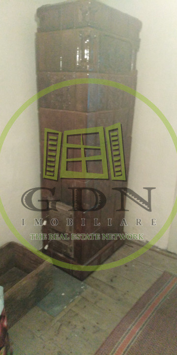 Casa 5 camere cu teren de 1200mp spre vanzare in Ludos jud Sibiu